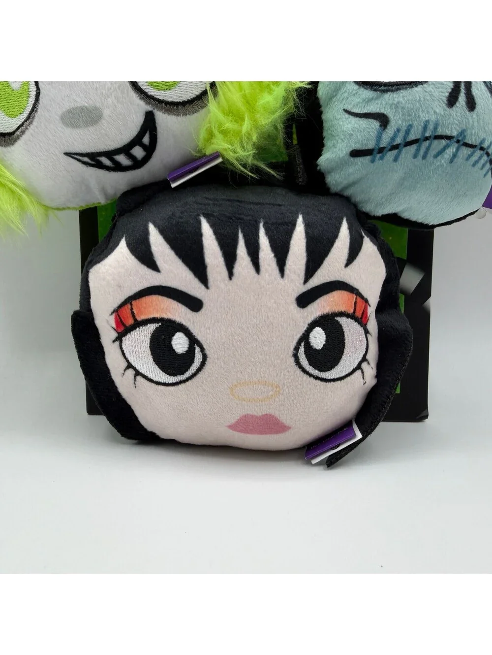 Beetlejuice Lydia Deetz Shrunken Head Guy 3 Pack Plush Squeaky Dog Toy Halloween